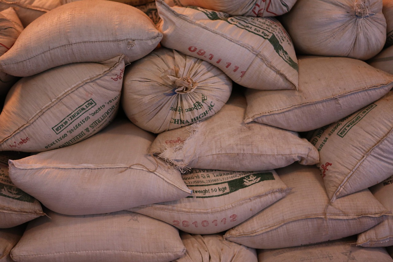 rice, bags of rice, food-5223893.jpg